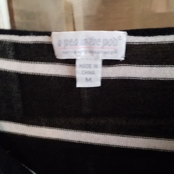 A pea in the pod maternity - Picture 2 of 3